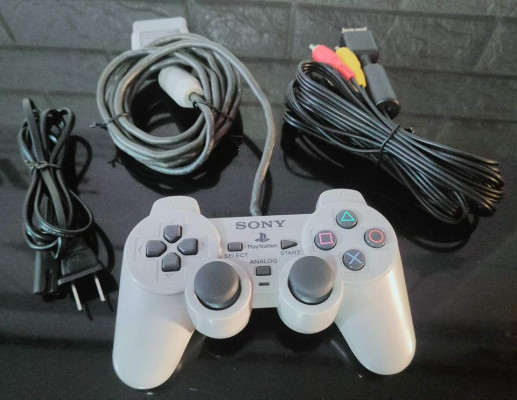 Sony PlayStation M0dified + 10 pcs. Burn CD Games Bundle