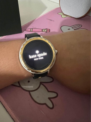 Kate Spade Scallop Smart Watch