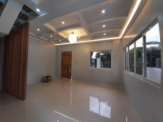 HOUSE AND LOT FOR SALE!!!