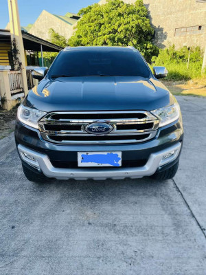 Ford Everest Titanium 4x2