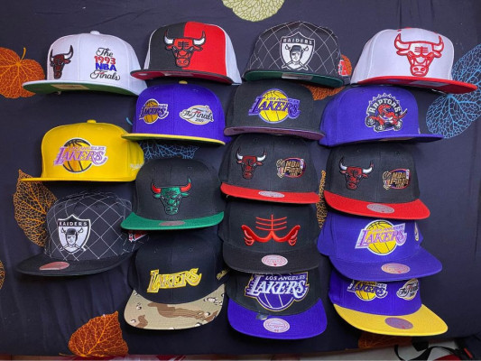 Mitchell&ness Cap lakers bulls raiders