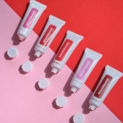 Scout beauty Blushbombs
