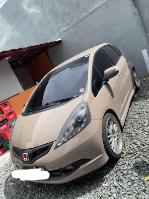 2010 Honda jazz