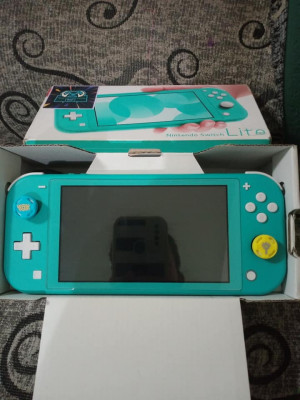 Switch lite and games po kayo jan!