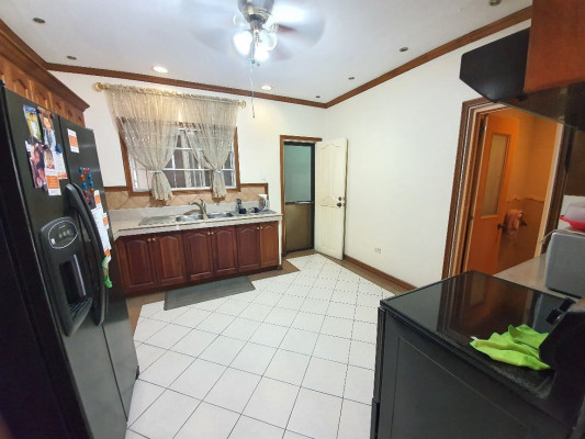 House and Lot in BF Resort Village, Las Pinas City