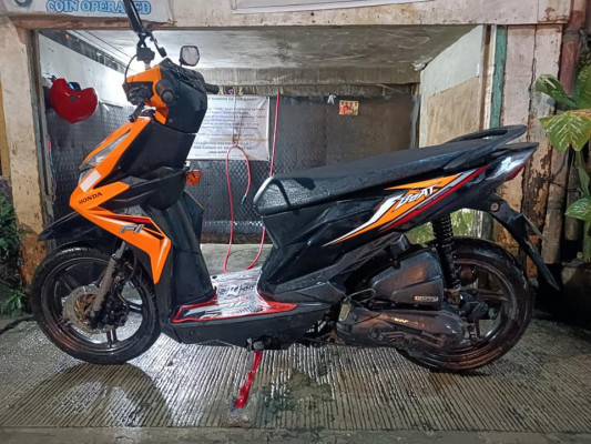 For sale Honda beat Fi V2 2017-18