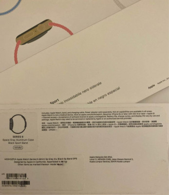 Apple Watch Series 6 44MM LIKE NEW Space Gray