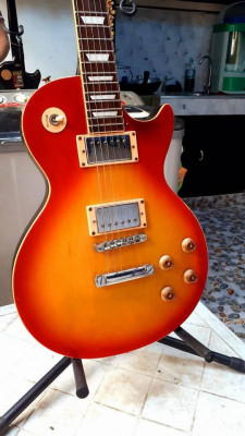 JAPAN MADE LES PAUL