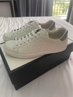Gucci Bianco Shoes