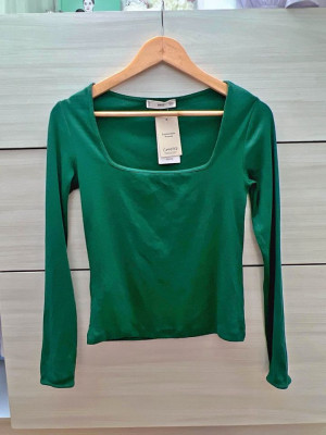 Bnew Mango green longsleeves top