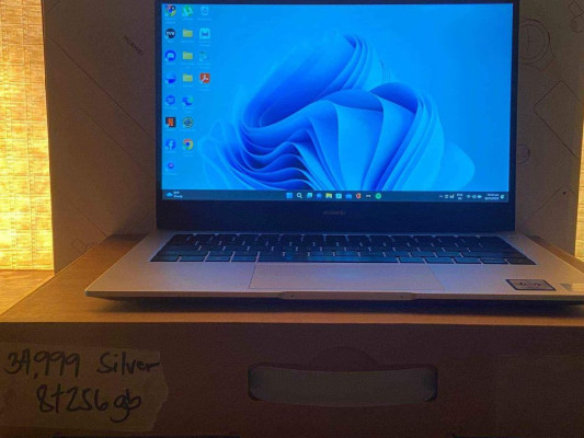 LAPTOP FOR SALE HUAWEI MATEBOOK D14