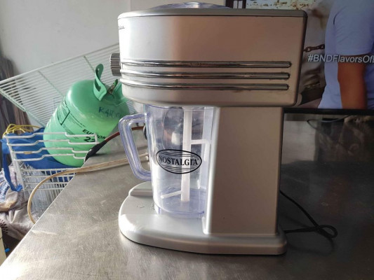 slush and snow maker nostalgia electrics