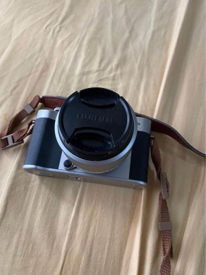FUJIFILM X-A5