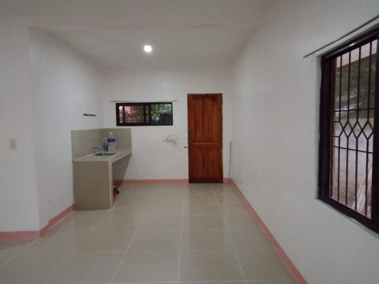 HOUSE & LOT FOR SALE