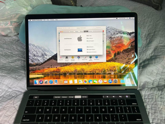 Macbook Pro 2018 with Touchbar