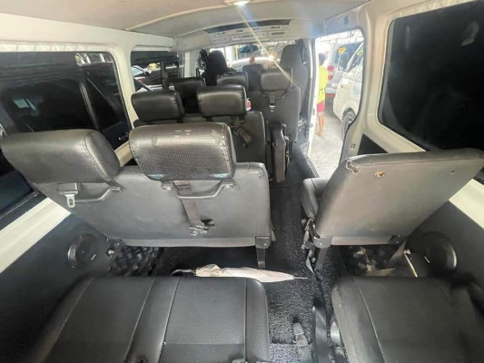 For sale Toyota Hi ace Commuter