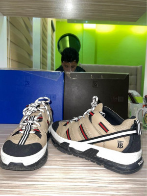 Burberry Men for sale