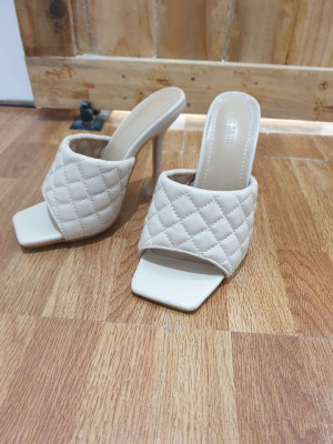 Sandals quilted