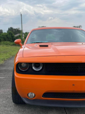 2012 Dodge challenger