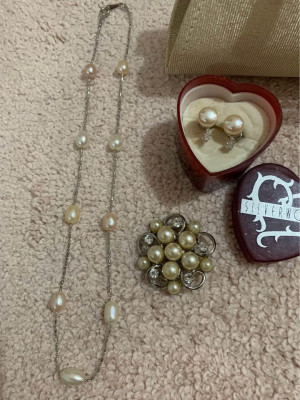 Fresh water pearl Accesories and Small Clutch Bag