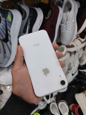 Iphone XR 128gb 85%battery health