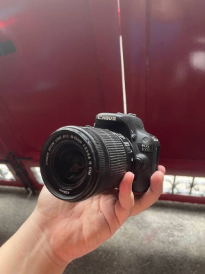 Canon Eos 100D with 18-55mm