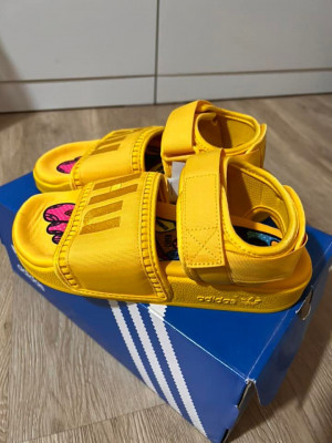 Limited Edition (PHARRELL WILLIAMS HUMAN RACE SANDALS)