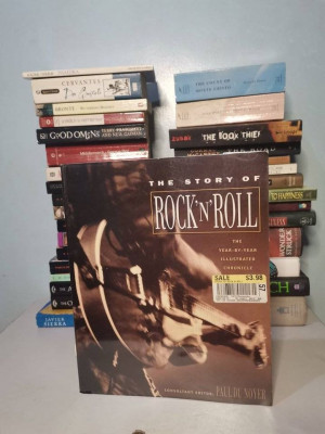 BOOK SALEEE ���