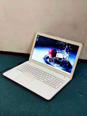 ASUS SLIM LAPTOP 8 GB | 240 SSD