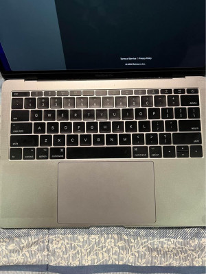 Macbook Pro 13 2017 8/128