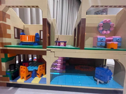 Lego Simpson’s house