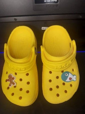 Authentic pre-loved crocs for kids
