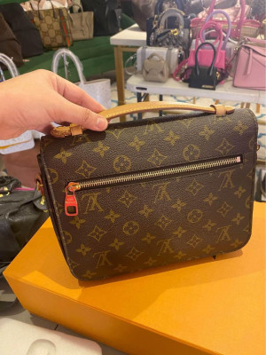 Louis Vuitton Metis