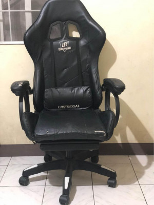 Gaming Chair with foot rest (please read the description first)