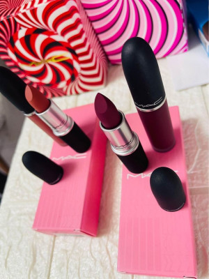 M-A-C Makeup Lipstick face set