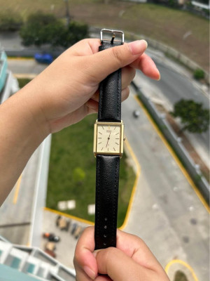 Seiko Tank Vintage White and Gold