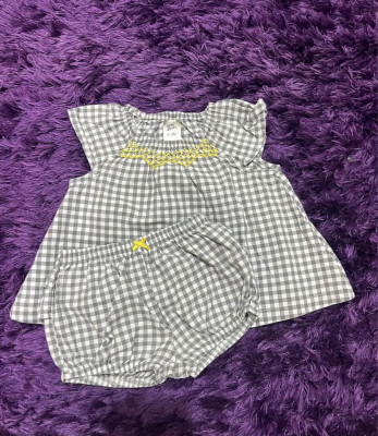 Take All Oshkosh baby dress with bloomer SET 0-3 months old