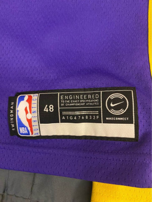 Authentic Swingman NBA Lakers jersey