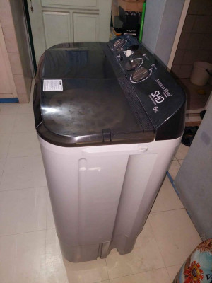 Twin Tub Washing Machine for SALE!