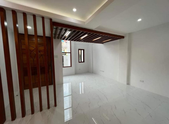 BRAND NEW 3 STOREY HOUSE AND LOT FOR SALE WITH ROOFDECK