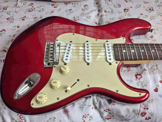 For Sale  Tagima T635