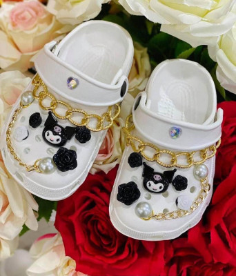 Bagong Labas More jibitzz Slippers for Kids