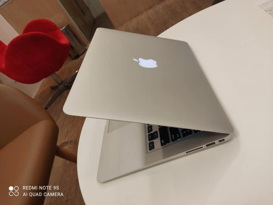 MacBook air 13inch