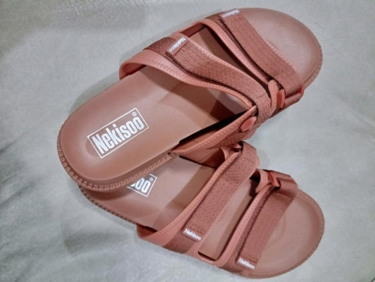 Nekisoo Sandals