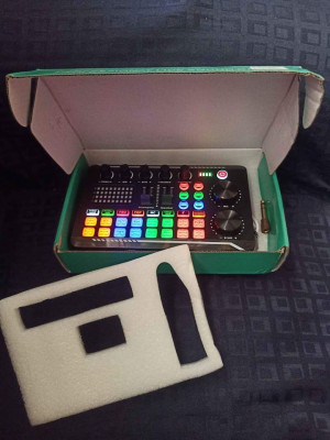 F998 Karaoke/Live Soundcard