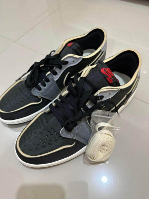 Jordan 1 Low OG EX "Black Smoke Grey"