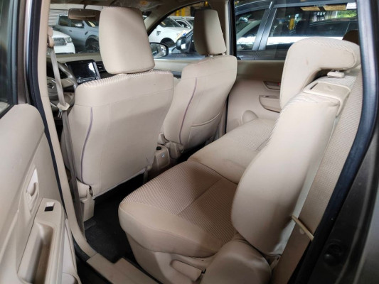 2019 Suzuki ertiga glx a/t top of the line