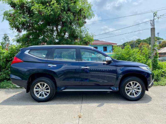 2017 Mitsubishi montero sport gls premium