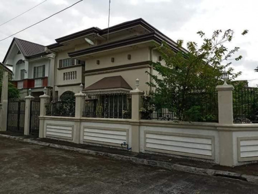 HOUSE AND LOT FOR SALE