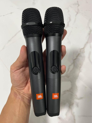 JBL PARTY BOX ON-THE-GO SPEAKER